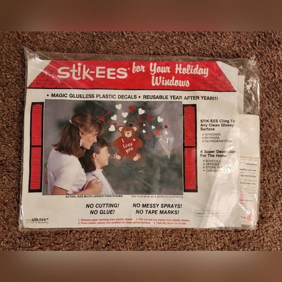 Stik-ees Plastic Decal Reusable Clings to Windows ZZ Teddy Valentine - Picture 11 of 12